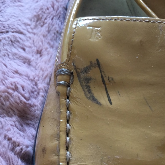 Tods Patent Leather Loafers - Picture 3 of 9